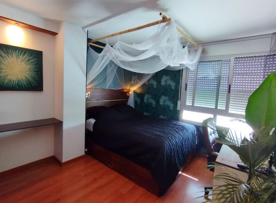 Empuriabrava, 2 50m Apartment